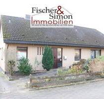 Nienburg-Alpheide-sehr gepflegtes, ebenerdiges Einfamilienhaus mit Ausbaureserve im DG - Nienburg (Weser)