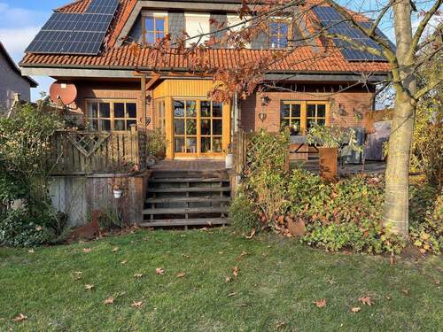 Ansicht Süd - 9 Zimmer Einfamilienhaus zum Kaufen in Sehnde