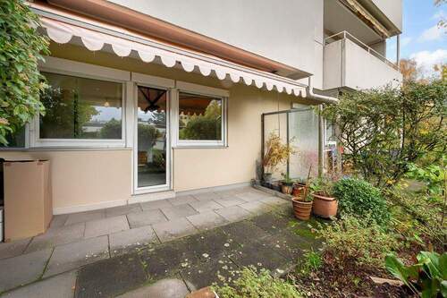 Terrasse - 2 Zimmer Etagenwohnung in Bad Homburg vor der Höhe