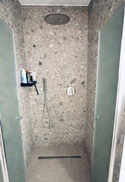 Dusche OG - 