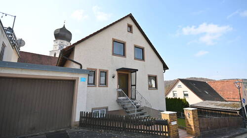 Einzelgarage am Haus - 