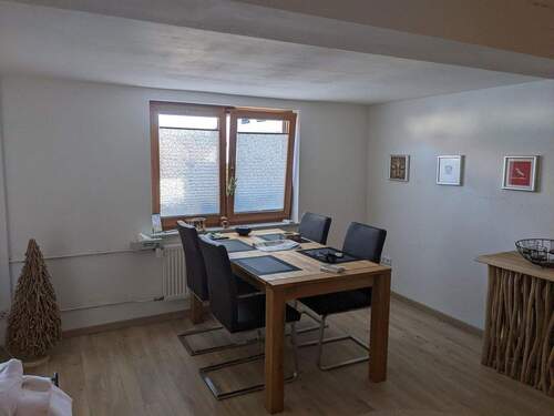 Esszimmer - 5 Zimmer Doppelhaushälfte zum Kaufen in Zeitlarn