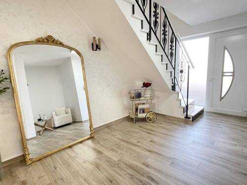 Eingangsbereich - 5 Zimmer Einfamilienhaus zum Kaufen in Bösel