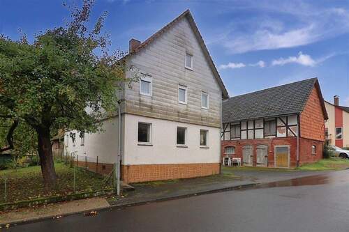 Seitenansicht - 5 Zimmer Einfamilienhaus zum Kaufen in Sontra