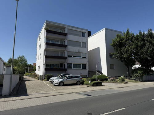 Außenansicht - Provisionsfrei: 2 Zimmer, Balkon & Tiefgarage in guter Lage