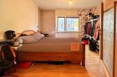 Schlafzimmer - 3 Zimmer Etagenwohnung zum Kaufen in Leverkusen