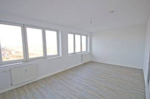 Wohn/Schlafbereich - 1 Zimmer Etagenwohnung zur Miete in Halle (Saale)