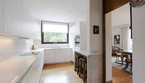 KI-generiertes Einrichtungsbeispiel - 