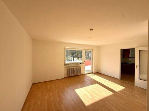 Wohnbereich - 1 Zimmer Etagenwohnung zum Kaufen in Regensburg