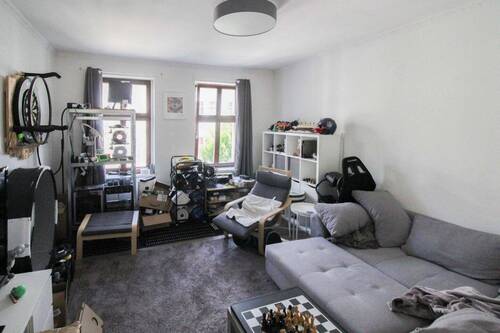 Wohnzimmer - 3 Zimmer Etagenwohnung zum Kaufen in Leipzig