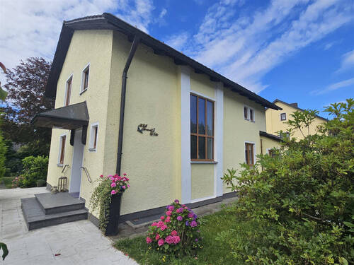Bild1 - Reserviert! EFH mit Traumgarten in ruhiger Wohnsiedlung