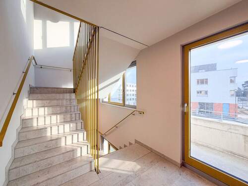 Hausflur - 2 Zimmer Etagenwohnung zum Kaufen in Wustermark