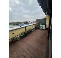 Großzügige 2-­Zimmer-Wohnung in top renoviertem Zustand - Nürnberg Unterbürg