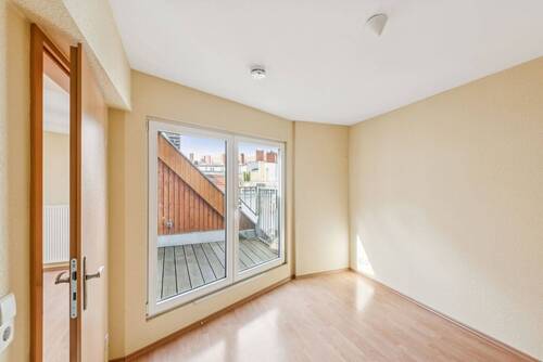 Zimmer 2 - 