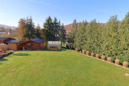 Garten - Mehrfamilienhaus, Wohnhaus in Sontra zum Kaufen