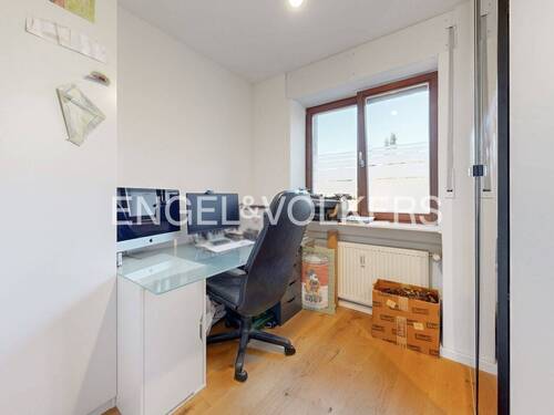 Raum für Ihr Büro (erweiterbar in ein 5. Zimmer) - 