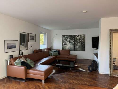 Offenes Wohnzimmer - Halle in Sarstedt zum Kaufen