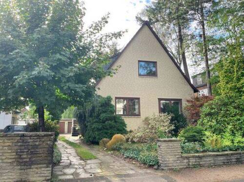 Ansicht vorne.JPG - Ruhig, grün und groß..... - 670.000,00&nbsp;EUR Kaufpreis, ca.&nbsp; 170,20&nbsp;m&sup2;&nbsp;Wohnfl&auml;che