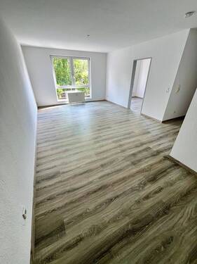 Wohnzimmer - Gemütliches Nest - Möbel rein - glücklich sein!!