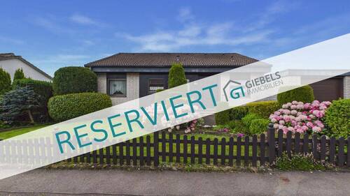 RESERVIERT - **RESERVIERT**Einfamilienhaus mit großem Grundstück in gefragter Wohngegend