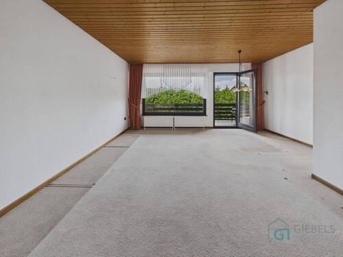 Wohn-/Esszimmer EG - 6 Zimmer Einfamilienhaus in Meinerzhagen