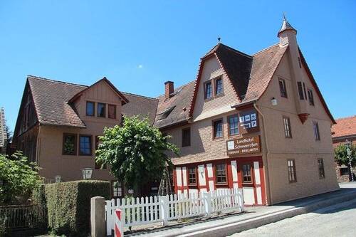 Bild 1 - Sehr gut gehendes und traditionsreiches Landhotel !!