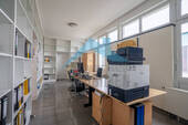 Bürogebäude - 