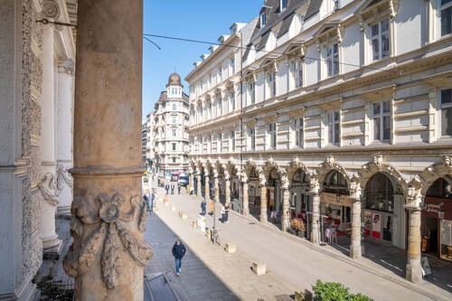 Ausblick - Charmante u. renovierte BüroPraxisfläche in City-Lage