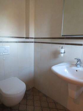 Gäste WC - Doppelhaushälfte mit 115,00 m&sup2; in Garbsen zum Kaufen