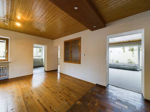 Aufenthaltszimmer - Altbestand auf 454m² Grundstück