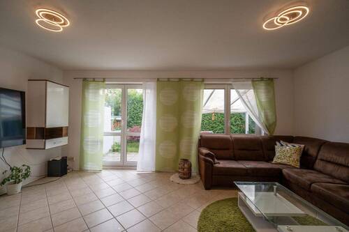 Wohnzimmer 2 - 4 Zimmer Reihenendhaus zum Kaufen in Baden-Baden