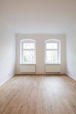 Schlafzimmer- - 2 Zimmer Etagenwohnung zum Kaufen in Berlin