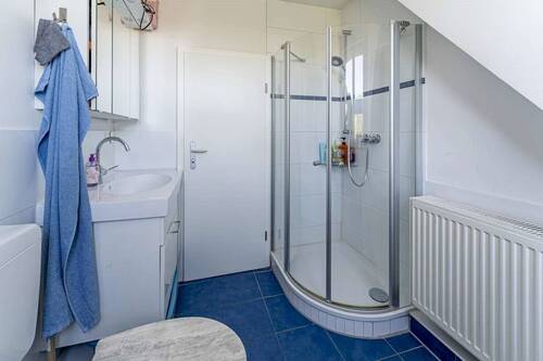 Dusch- und Wannenbad - 