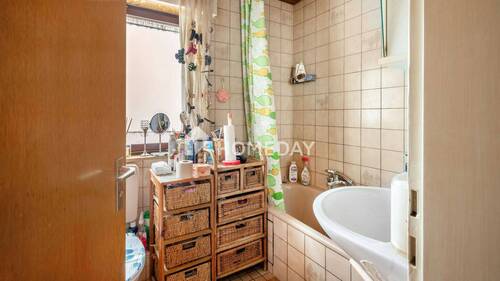 1. OG Badezimmer 1 - 