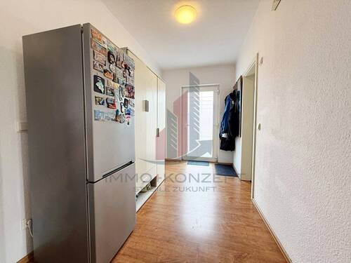 Der Flur der rechten Wohnung - 