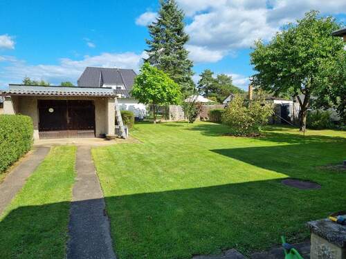 Garage mit Garten - 