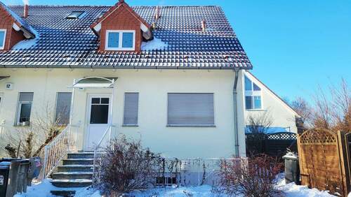 Aussenansicht.jpg - Möblierte Einraumwohnung naturnah und ruhig!