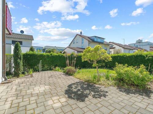 Terrasse der Einliegerwohnung - Einfamilienhaus mit 202,00 m&sup2; in Uhldingen-Mühlhofen zum Kaufen
