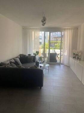 Wohnbereich - 4 Zimmer Etagenwohnung zum Kaufen in Würzburg