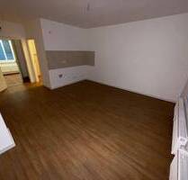 **Besichtigung: Mi., 17.09.2025 um 19:40 Uhr** Singlewohnung im idyllische Denkmal! - Eberswalde