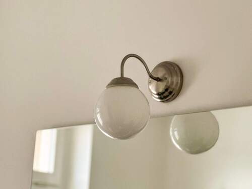 Schöne Leuchten im Bad - 