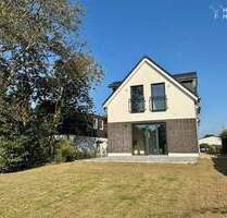 Attraktive Doppelhaushälfte zum Erstbezug: KfW55-Standard, große Terrasse und sonniger Garten - Schenefeld