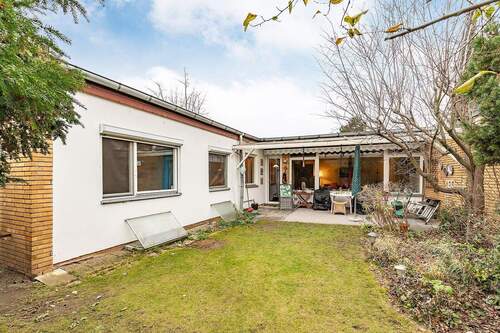 Terrasse mit Garten - 