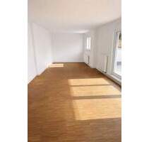 Moderne Büro- Praxiseinheit mit Terrasse und separatem Eingang (provisionsfrei) - Nürnberg Herpersdorf