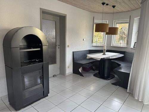 Essbereich mit Schwedenofen EG - 