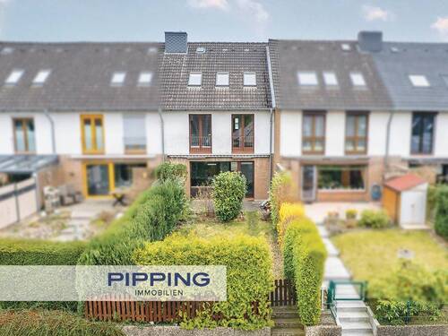 Titelbild - Ihr neues Zuhause: 'Charmantes Mittelreihenhaus mit Vollkeller in Glinde'