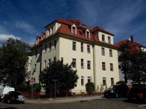Klopstock_41_Haus.jpg - Schöne kleine 2 Raum in ruhiger Lage von Dresden-Cotta