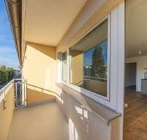 Bestlage Haidhausen am Wiener Platz. Helle 2-Zi.-Whg. mit Balkon samt Blick über die Isarauen. - München Au-Haidhausen
