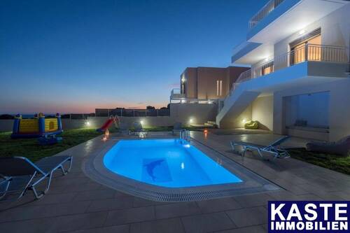 Außenansicht - 1 Zimmer Mehrfamilienhaus, Wohnhaus in Triopetra