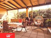 Terrasse - Bungalow-Feeling - modernisierte Erdgeschosswohnung mit großem geschützten Außenbereich